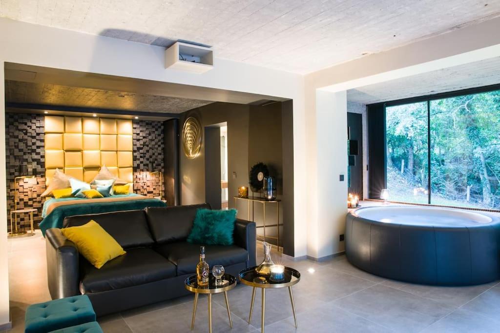 Buenas Noches Villa Standing Piscine & Wellness Boncelles Exterior photo